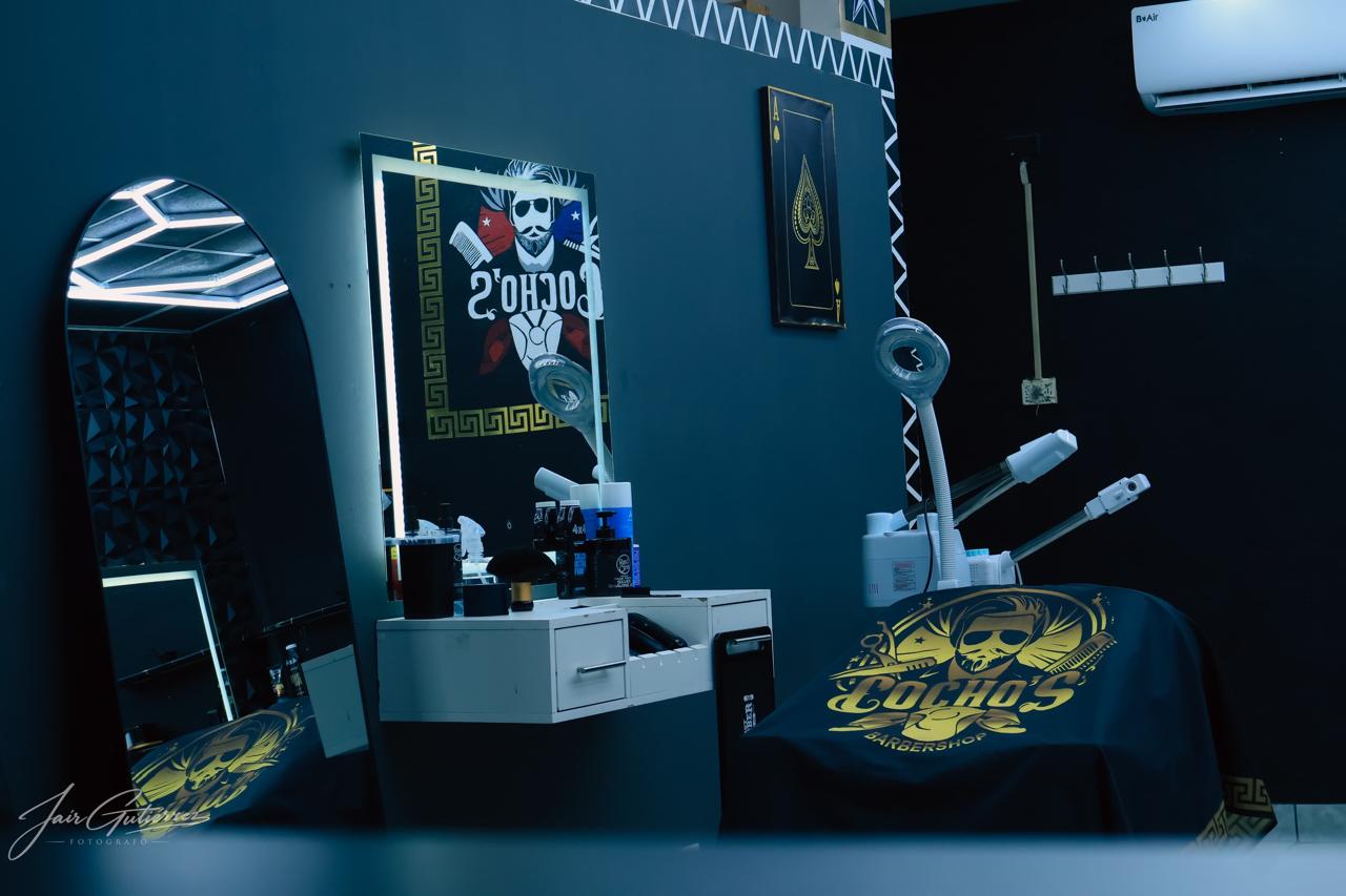 Estación de trabajo en COCHO'S Barbershop